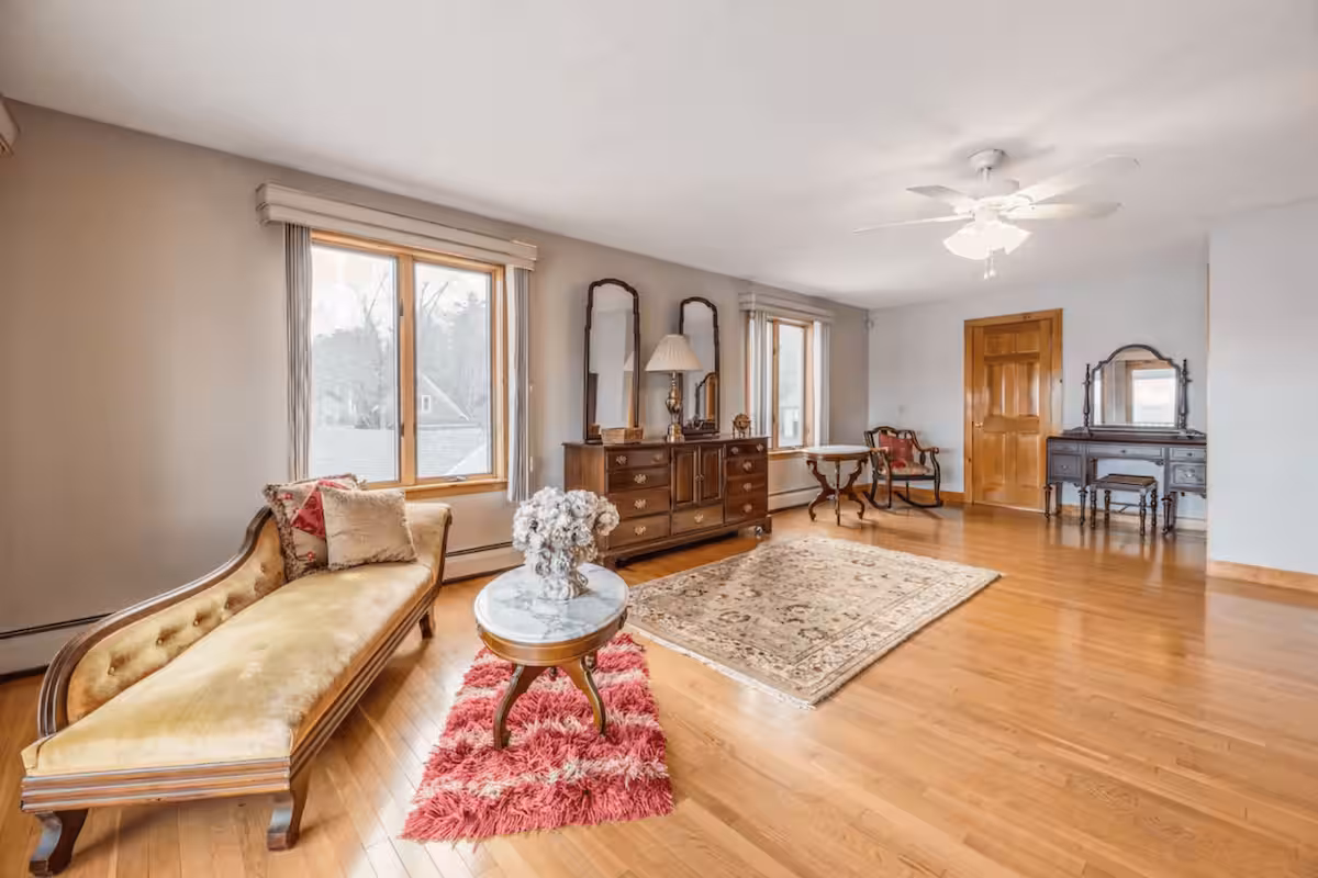 e90f6afc-f48b-486a-8b24-db890f7c3476