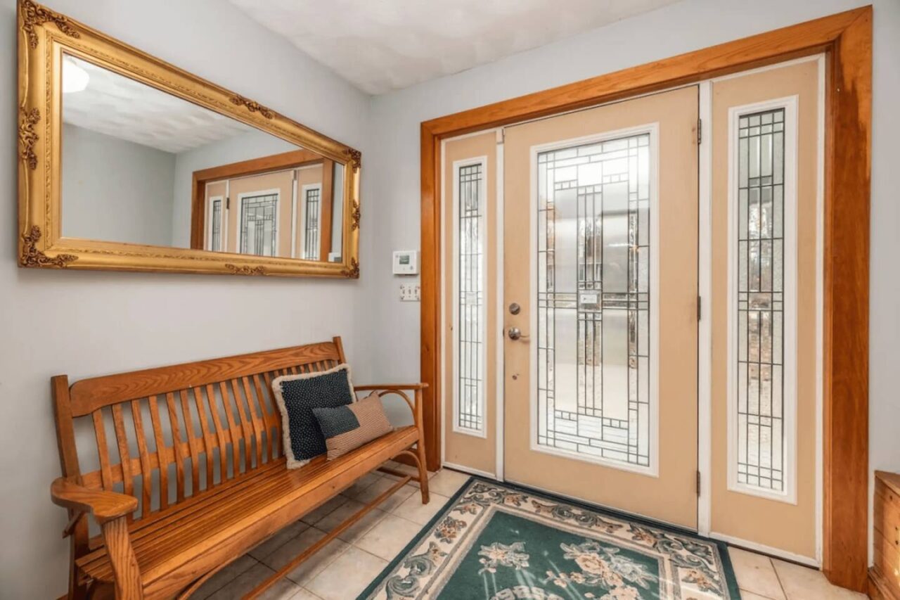 ebf39b70-b06c-4516-8e1a-dcb4a39d616e