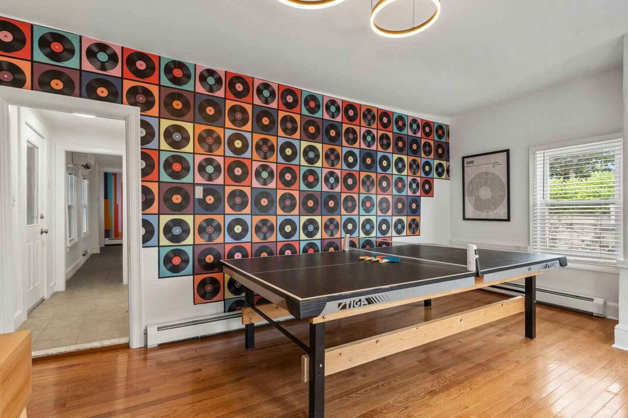 ff7b5a33-e71f-4d65-8edd-14b94852161a