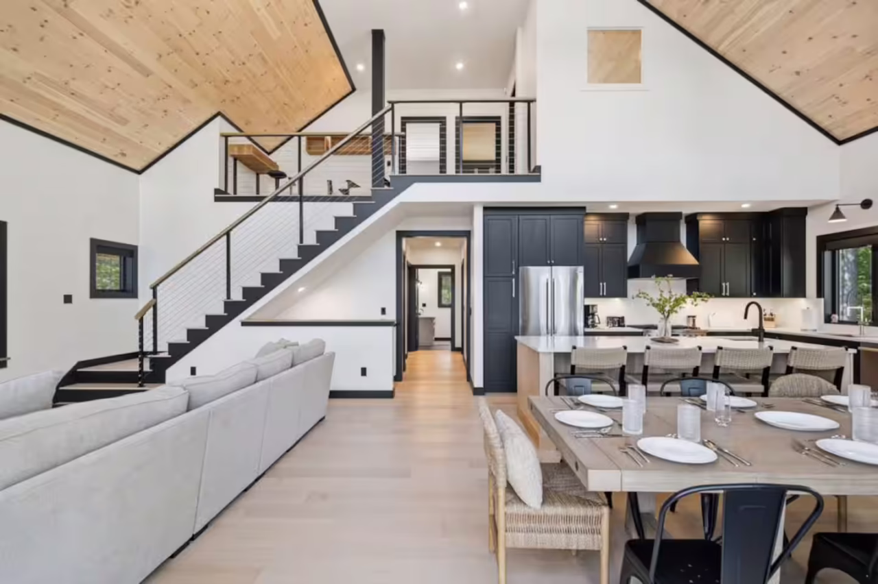 Next Summer Starts Now: What Smart Vacation Rental Owners Do Before the Off Season
